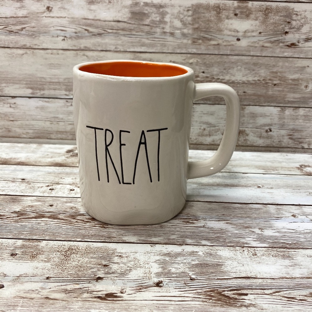 *READ* Rae Dunn Halloween Double Sided Tri…